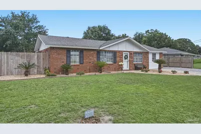 3040 Newton Dr, Pensacola, FL 32503 - Photo 2