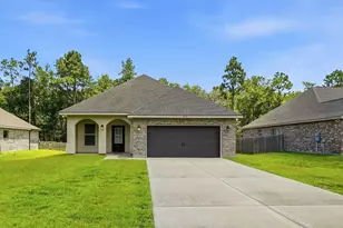 6054 Cherokee Dr, Milton, FL 32570 - Photo 2