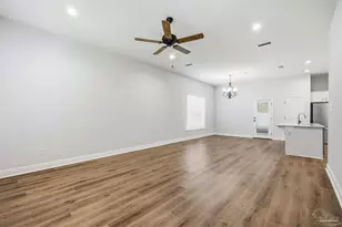 6054 Cherokee Dr, Milton, FL 32570 - Photo 6