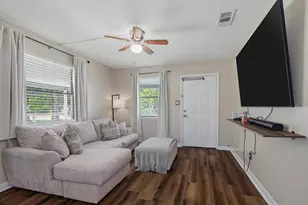 909 Clearview Ave, Pensacola, FL 32505 - Photo 8