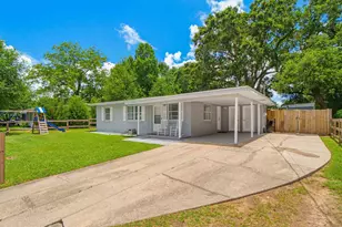 909 Clearview Ave, Pensacola, FL 32505 - Photo 2