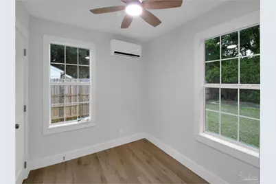 7 E Carver Dr, Pensacola, FL 32507 - Photo 12