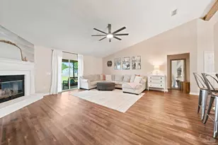 7042 Marissa Point Ln, Milton, FL 32570 - Photo 8