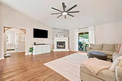 7042 Marissa Point Ln, Milton, FL 32570 - Photo 6