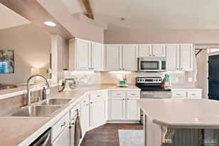 7042 Marissa Point Ln, Milton, FL 32570 - Photo 12