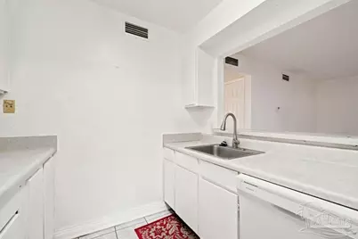 300 Bayou Blvd #123, Pensacola, FL 32503 - Photo 14