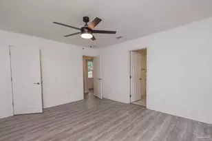 2002 W Gonzalez St, Pensacola, FL 32501 - Photo 8