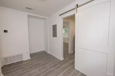 2002 W Gonzalez St, Pensacola, FL 32501 - Photo 14