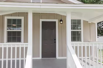 2002 W Gonzalez St, Pensacola, FL 32501 - Photo 2