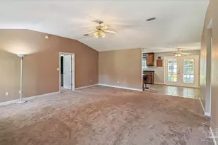 4203 Celtic Cir, Milton, FL 32571 - Photo 4
