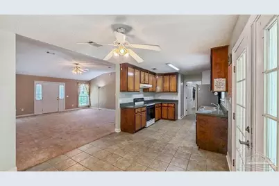4203 Celtic Cir, Milton, FL 32571 - Photo 6