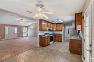 4203 Celtic Cir, Milton, FL 32571 - Photo 6