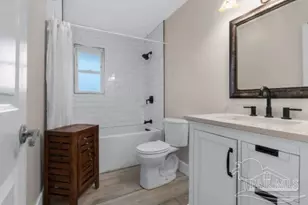 906 Largo Dr, Pensacola, FL 32561 - Photo 16