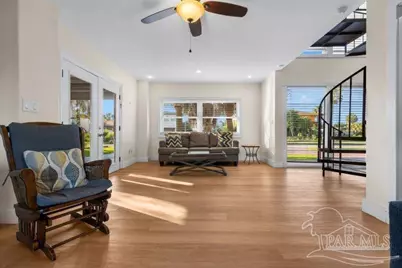 906 Largo Dr, Pensacola, FL 32561 - Photo 4