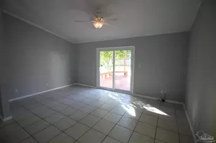 1455 Sanibel Ln, Gulf Breeze, FL 32563 - Photo 4