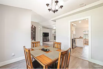 6105 Jameson Cr, Pace, FL 32571 - Photo 6