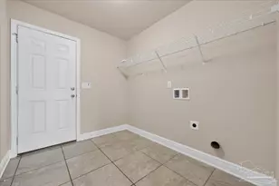 6072 Winchester Cir, Milton, FL 32570 - Photo 20