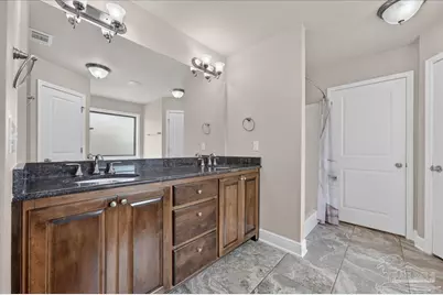 6072 Winchester Cir, Milton, FL 32570 - Photo 12