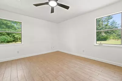 3048 Rainbow Ln, Pace, FL 32571 - Photo 18