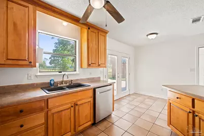 3048 Rainbow Ln, Pace, FL 32571 - Photo 12