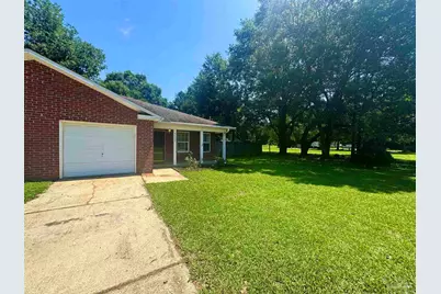 9030 Bowman Ave #B, Pensacola, FL 32534 - Photo 2