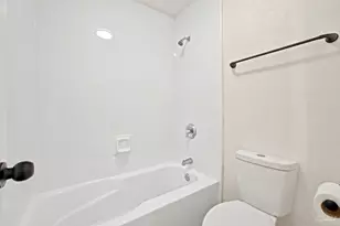 2700 Sanibel Pl, Gulf Breeze, FL 32563 - Photo 20
