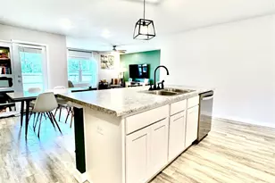 9676 Angel Oak Dr, Pensacola, FL 32526 - Photo 16