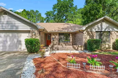 550 Hummingbird Dr, Pensacola, FL 32514 - Photo 2