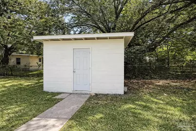 821 Lydia Ave, Pensacola, FL 32505 - Photo 14