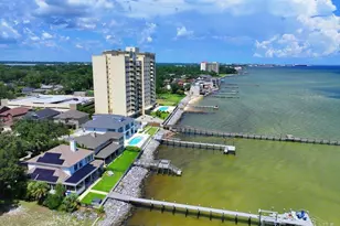825 Bayshore Dr, Pensacola, FL 32507 - Photo 38
