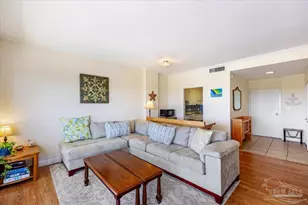 825 Bayshore Dr, Pensacola, FL 32507 - Photo 14