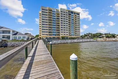 825 Bayshore Dr #803, Pensacola, FL 32507 - Photo 2