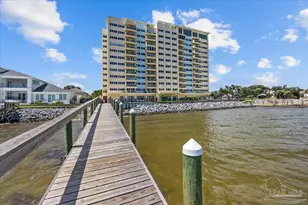 825 Bayshore Dr, Pensacola, FL 32507 - Photo 2