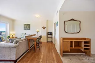 825 Bayshore Dr, Pensacola, FL 32507 - Photo 6