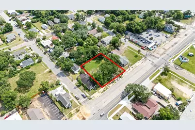 1210 W Garden St, Pensacola, FL 32502 - Photo 10
