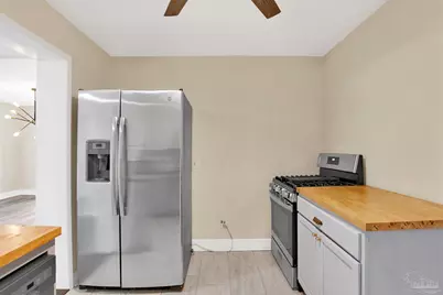 201 S C St, Pensacola, FL 32502 - Photo 10