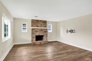 201 S C St, Pensacola, FL 32502 - Photo 12