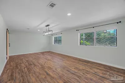 5812 Mimosa Ave, Milton, FL 32570 - Photo 4