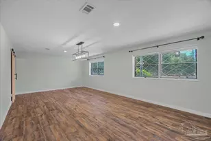 5812 Mimosa Ave, Milton, FL 32570 - Photo 4