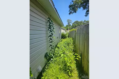 8630 Doris Ave, Pensacola, FL 32534 - Photo 2