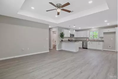 5597 Riviera Dr, Milton, FL 32583 - Photo 4
