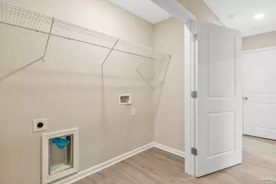 5597 Riviera Dr, Milton, FL 32583 - Photo 14