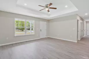 5597 Riviera Dr, Milton, FL 32583 - Photo 6