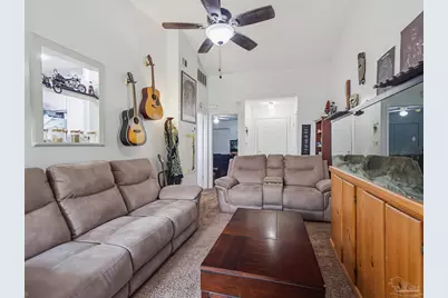 12 Crow Rd, Pensacola, FL 32506 - Photo 4
