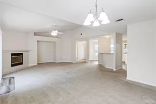 643 Downhaul Dr, Pensacola, FL 32507 - Photo 2