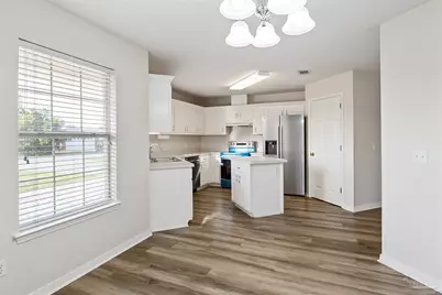 643 Downhaul Dr, Pensacola, FL 32507 - Photo 8