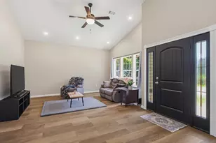 552 Cedartree Ln, Cantonment, FL 32533 - Photo 6