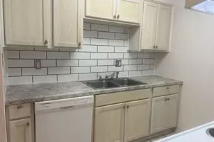 2300 W Michigan Ave, Pensacola, FL 32526 - Photo 2