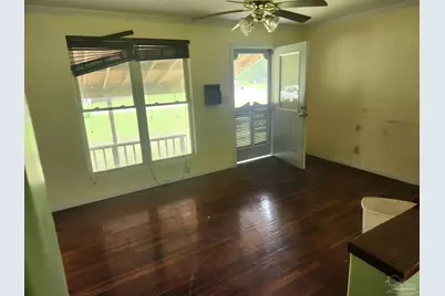 907 Rue Max St, Pensacola, FL 32507 - Photo 8