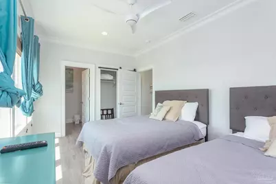 307 Maldonado Dr, Pensacola Beach, FL 32561 - Photo 36